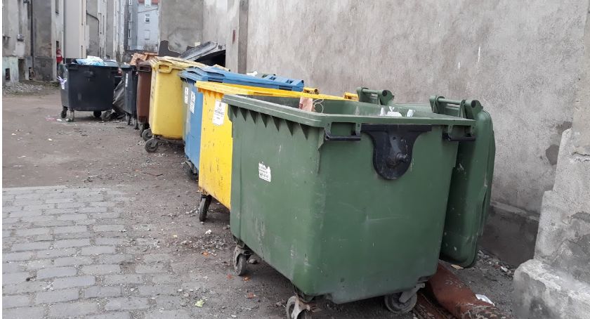 Urząd miasta grozi wyższym podatkiem śmieciowym za złe segregowanie