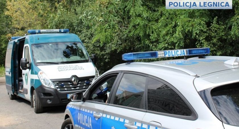 Policja wspólnie z ITS sprawdzała ciężarówki. Dwóm kierowcom grozi 5 lat więzienia