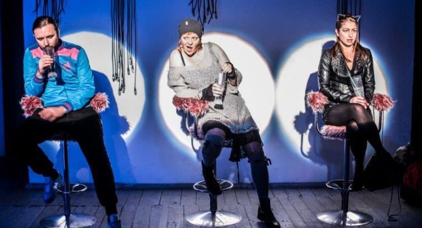 Teatralny repertuar na marzec. Są propozycje dla starszej i młodszej widowni  