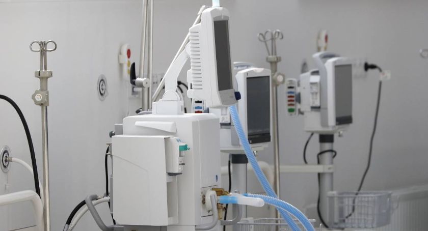 Kilkadziesiąt nowych zakażeń w mieście i powiece. Zmarł legniczanin chory na Covid-19