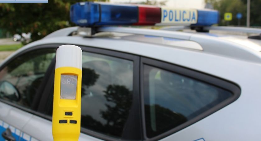 Kompletnie pijany wybrał się na przejażdżkę motorowerem. Szybko na niego nie wsiądzie