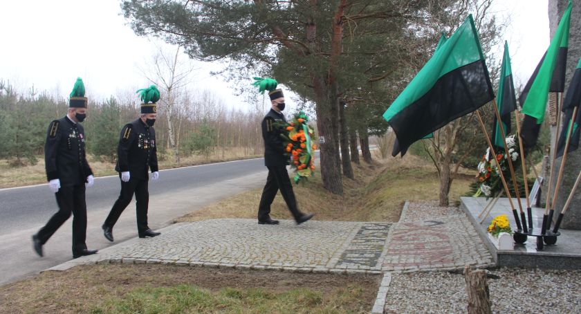 Bez orkiestry i przemówień, ale hołd w rocznicę odkrycia miedzi jest