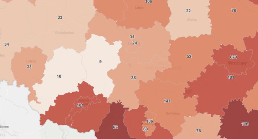 Zmarło dwóch legniczan chorych na Covid-19. Rośnie liczba zakażeń koronawirusem  