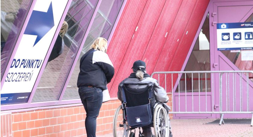 W legnickim Punkcie Szczepień Powszechnych szczepią Pfizerem