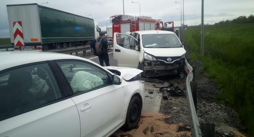 Wypadek na autostradzie k. Legnicy. Są utrudnienia w ruchu [FOTO]