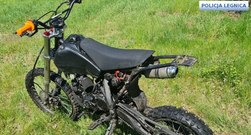 Czternastolatek pragnął mocnych wrażeń i pieniędzy. Ukradł więc drogi motorower