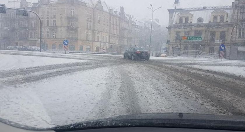 Legnica. Miejska radna PiS domaga się wyjaśnień nt. odśnieżania ulic