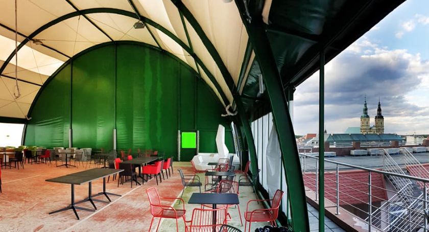 EURO 2020 w SkyLight - klub rozstawił kinowy ekran i największy namiot w Legnicy!