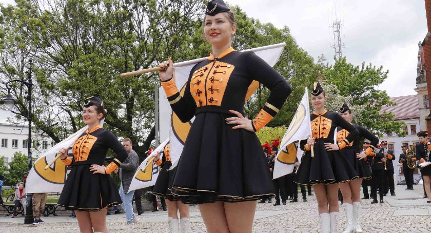 60-lecie KGHM Polska Miedź. Górnicze i hutnicze orkiestry zagrały w Legnicy