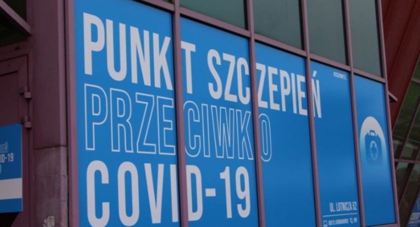 Punkt Masowych Szczepień zostanie przeniesiony z hali przy ul. Lotniczej do szpitala
