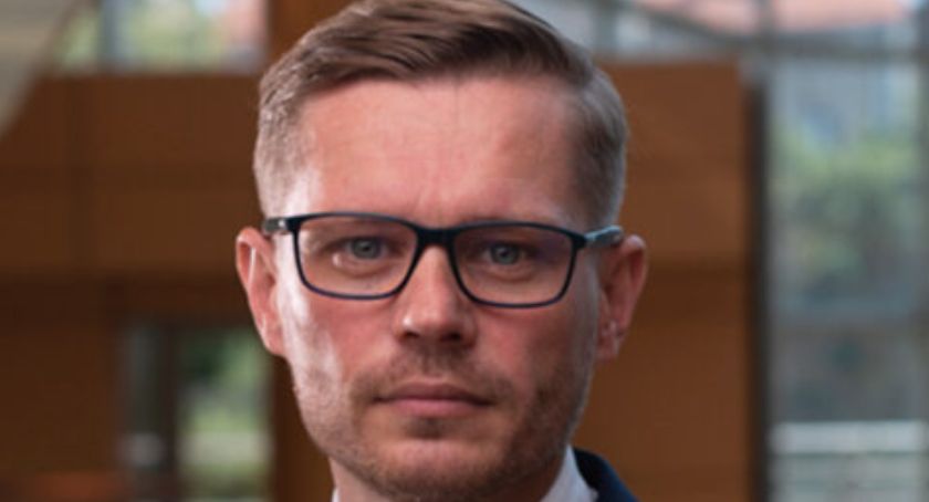 LSSE ma nowego prezesa. Był nauczycielem WOS-u i dyrektorem klubu piłkarskiego