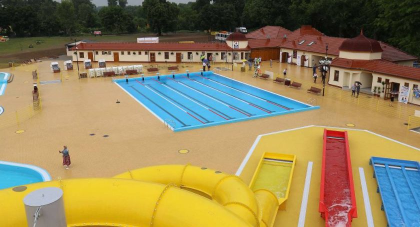AquaFun Legnica. Plażowicze skarżą się na MPK – nie ma jak wrócić z basenu do domu