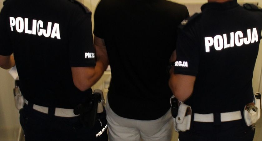 Drogówka zatrzymała samochód do kontroli. Kierowca Audi miał sporo na sumieniu