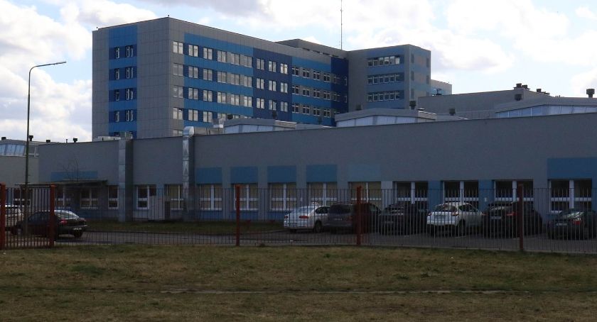 Legnicki szpital szuka lekarzy. Zobaczcie, których oddziałów dotyczą konkursy