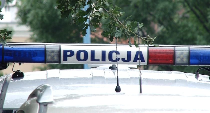 Legniczanka oszukana na 20 tys. złotych. Myślała, że pieniądze daje policjantowi