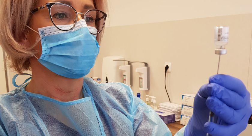 Wyhamowały szczepienia w Legnicy i powiecie legnickim – aktualne statystyki 