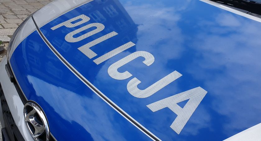 Sąd zabrał 33-latkowi prawo jazdy na trzy lata, ale i tak jeździł samochodem. I to naćpany
