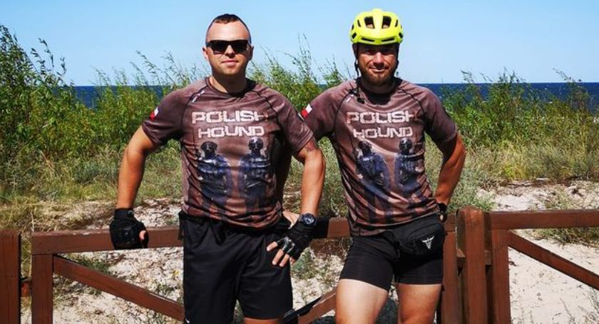 Legniccy policjanci przemierzyli rowerami polskie wybrzeże aby pomóc 7-latkowi 