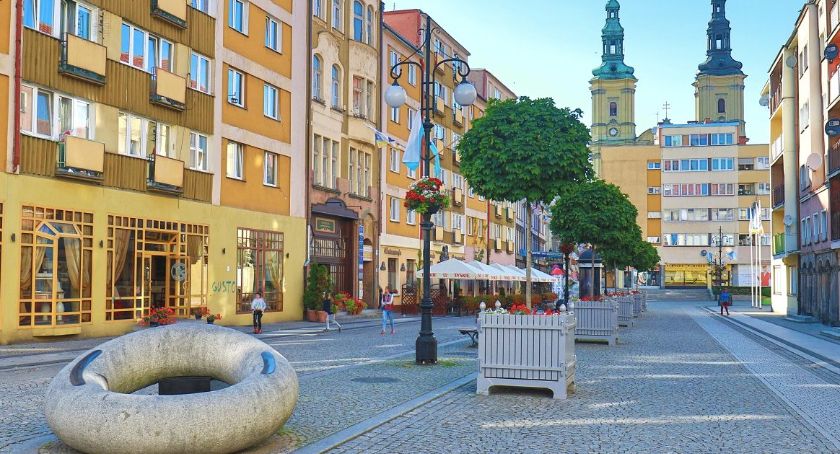 Znamy wyniki nowego rankingu najbogatszych miast. Sprawdźcie, jak wypadła w nim Legnica