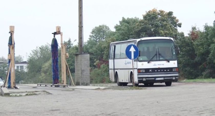 Autobus PKS do Legnicy już nie dojeżdża. Agonia byłego transportowego giganta