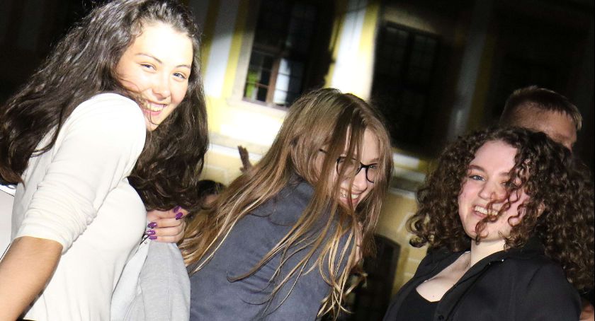 Explosion w Akademii Rycerskiej. Dyskoteka z Kalwi & Remi otworzyła święto miasta [ZDJĘCIA]