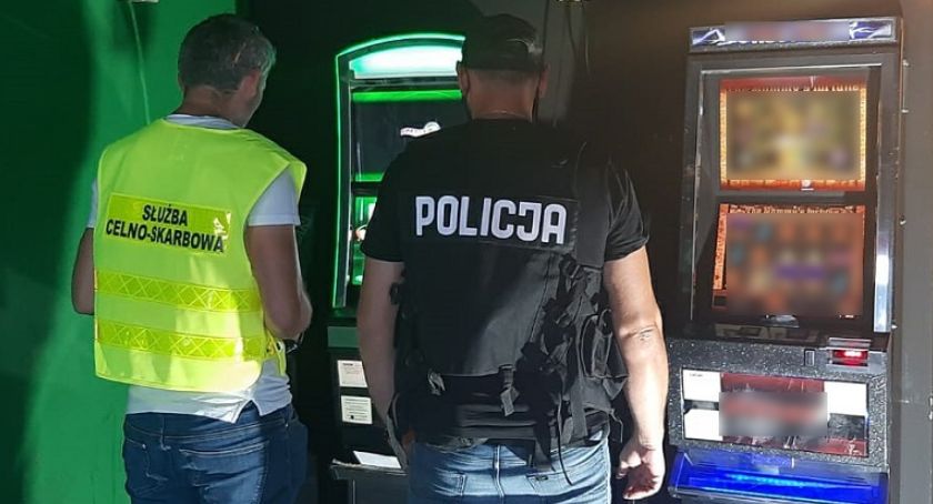 Policja uderzyła w podziemny hazard w Legnicy. Kryminalni zamknęli lewe kasyno
