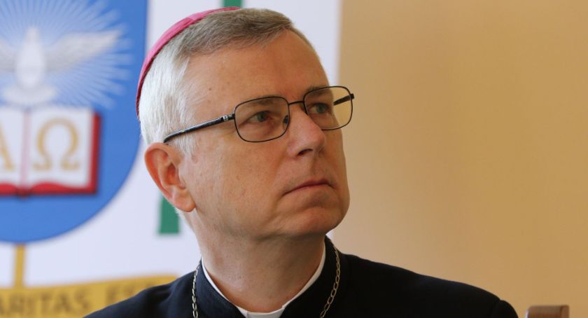 W poniedziałek ingres biskupa legnickiego Andrzeja Siemieniewskiego