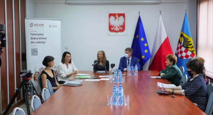 KGHM i samorządy Zagłębia Miedziowego inaugurują Program Przeciwdziałania Depresji