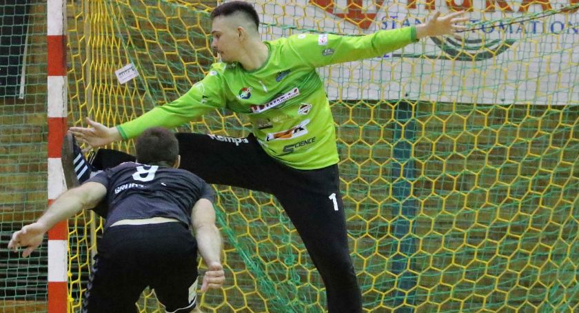Porażka szczypiornistów Siódemki Miedź Huras Legnica z MKS-em Grudziądz [ZDJĘCIA]