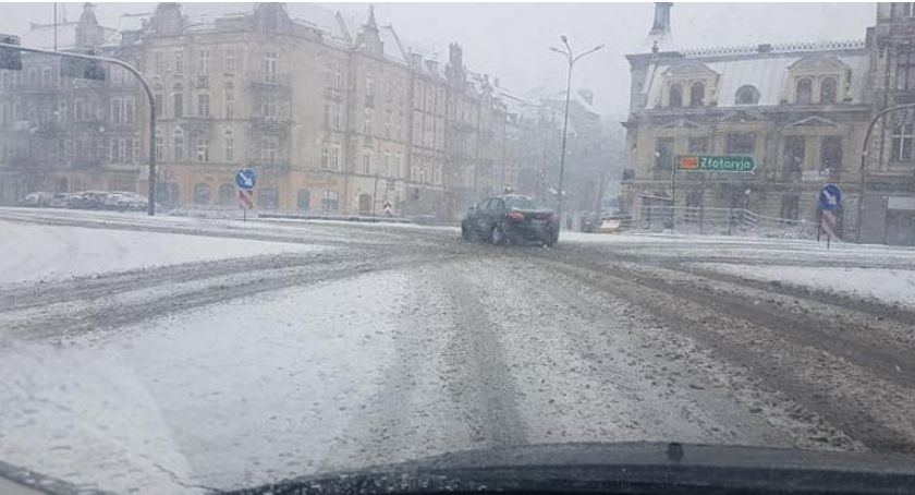 Kto będzie odśnieżał legnickie ulice? Zarząd Dróg Miejskich ogłosił przetarg
