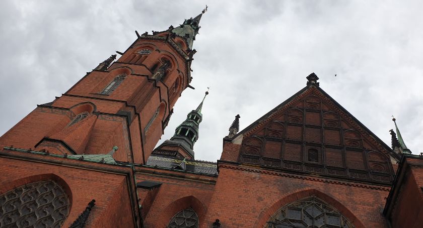 Ranking kościołów w Legnicy - który najlepszy według internatów? 