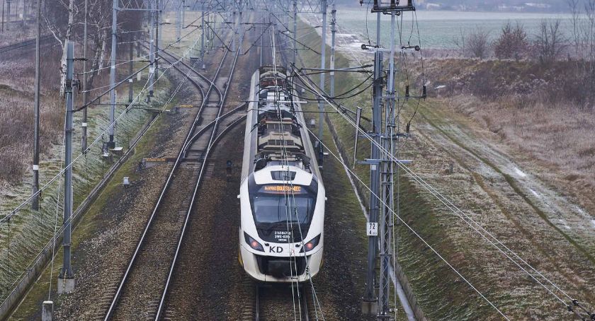 Koleje Dolnośląskie – sprawdźcie  listopadowe zmiany w rozkładzie jazdy