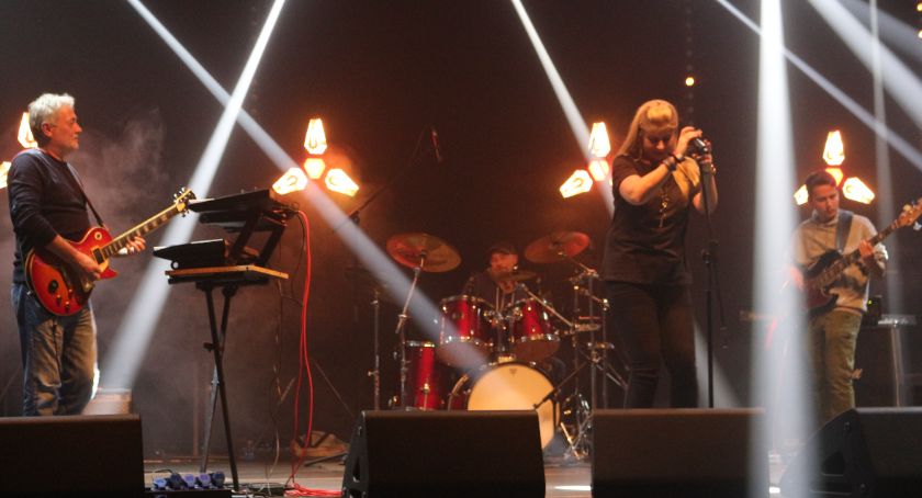 Legniccy artyści pamiętają o nieobecnych kolegach - rockowe Zaduszki pełne muzycznych wspomnień [ZDJĘCIA] 