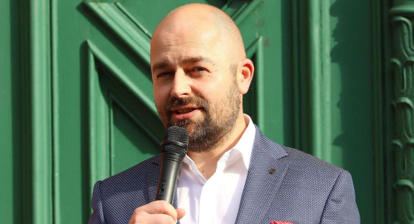 Sędzia z Legnicy dostał maila. „Lewacka bestio, zostałeś skazany na karę śmierci” 