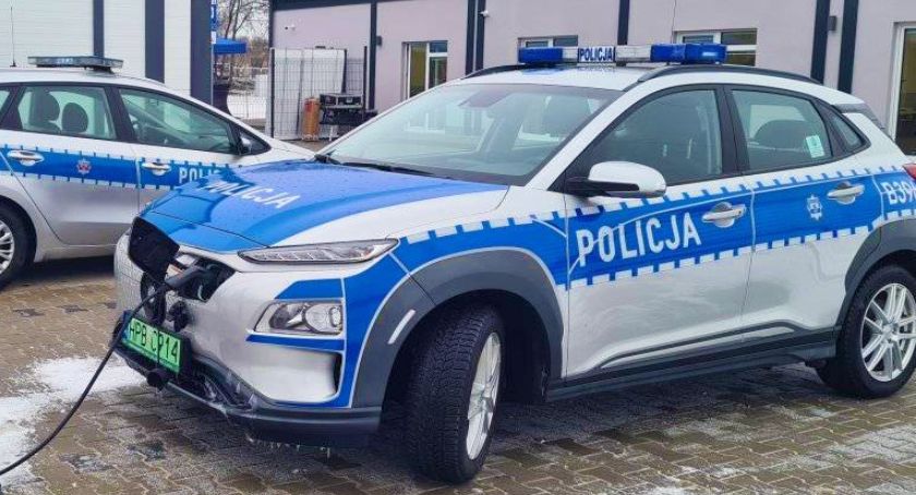 Nowy posterunek policji w Prochowicach. Budynek powstał w modułowej technologii 3D [FOTO]