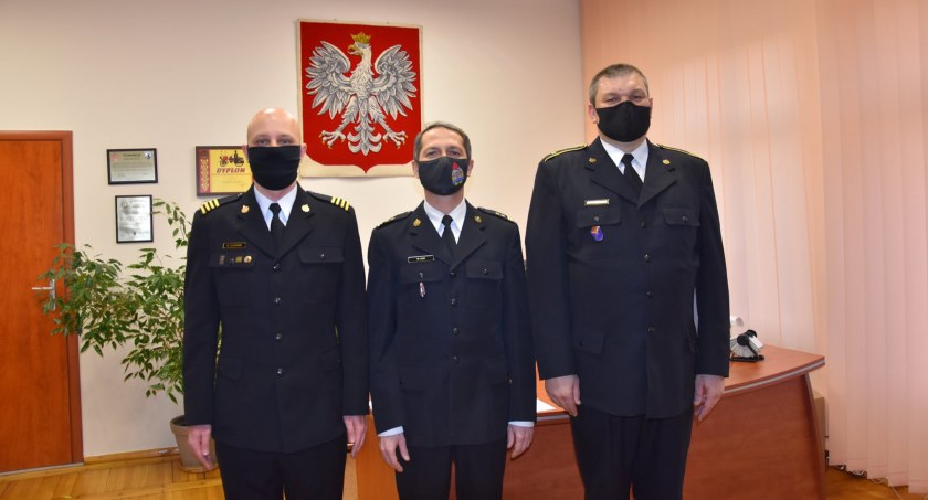 Awanse na oficerskie stanowiska w Państwowej Straży Pożarnej w Legnicy [ZDJĘCIA]