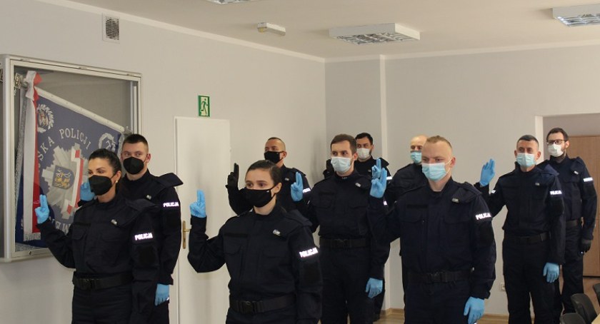 Legnicka policja ma dziesięciu nowych funkcjonariuszy. Ile będą zarabiać? 