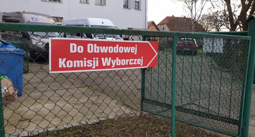 Przedterminowe wybory w Kunicach. Nieoficjalnie: 30 stycznia będzie druga tura 