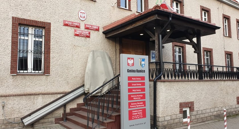 OFICJALNIE: Józef Pieróg i Elżbieta Stępień w II turze wyborów w Kunicach
