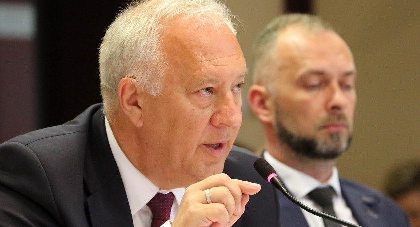 Zatrudnij Duszkiewicza, pojedź z Krzakowskim na wycieczkę – aukcje 30. Finału WOŚP!