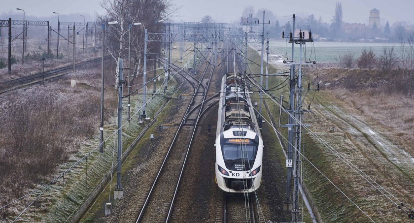 Do LSSE dojedziemy pociągiem. PKP PLK podpisały umowę na budowę przystanku