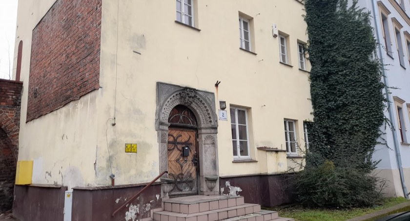Prezydent Legnicy szuka dzierżawcy na dawną siedzibę straży miejskiej