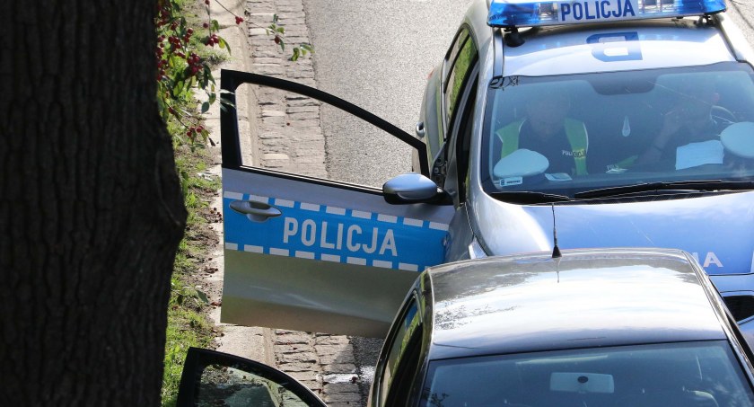 Pijany kierowca skody jechał przez Legnicę z 3 promilami i bez prawa jazdy