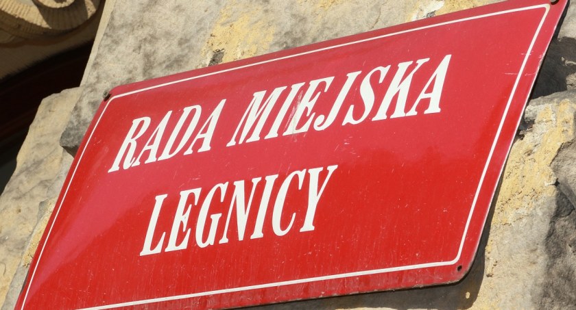 Rada Miejska Legnicy przyjęła rezolucję ws. rosyjskiej agresji na Ukrainę