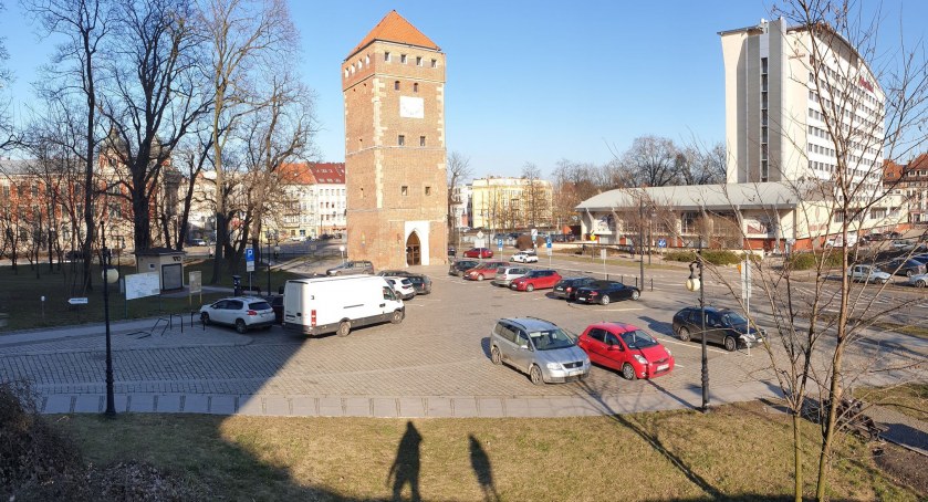 Czy rolnicy będą sprzedawać ziemniaki i cebulę w centrum Legnicy?