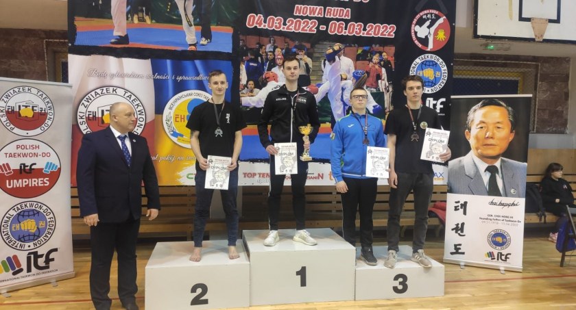 Paweł Woźniak - taekwondoka z Legnicy zdobywcą Pucharu Polski