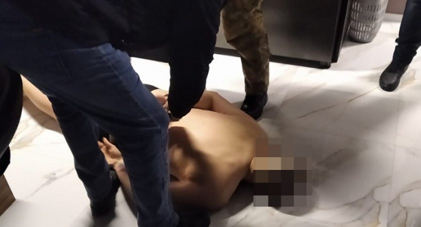 Policjanci z Legnicy złapali złodzieja luksusowych samochodów