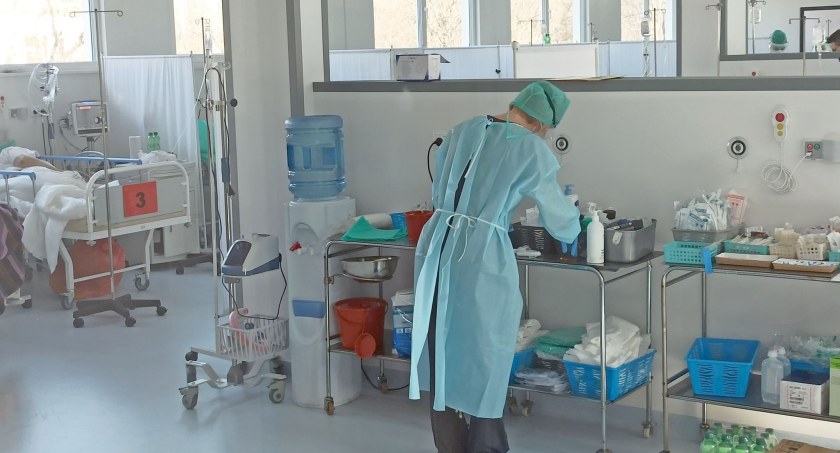 Ministerstwo Zdrowia poinformowało o śmierci mieszkańca powiatu legnickiego chorego na Covid-19