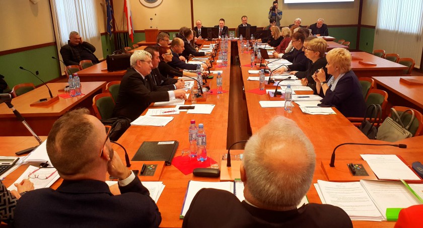 W poniedziałek marcowa sesja rady miejskiej - gdzie oglądać obrady [LINK]