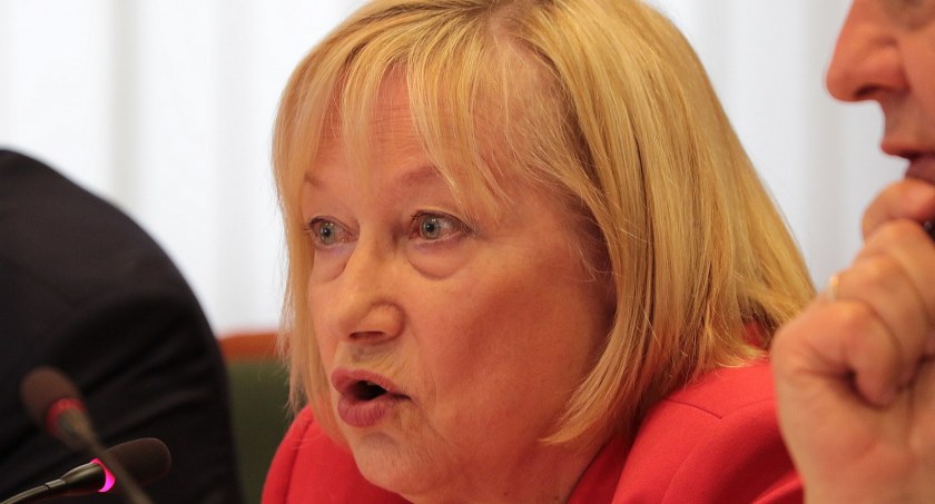 „Uchodźcy nie chodzą po Legnicy głodni”. Trzy dni później apel o pomoc [WIDEO]